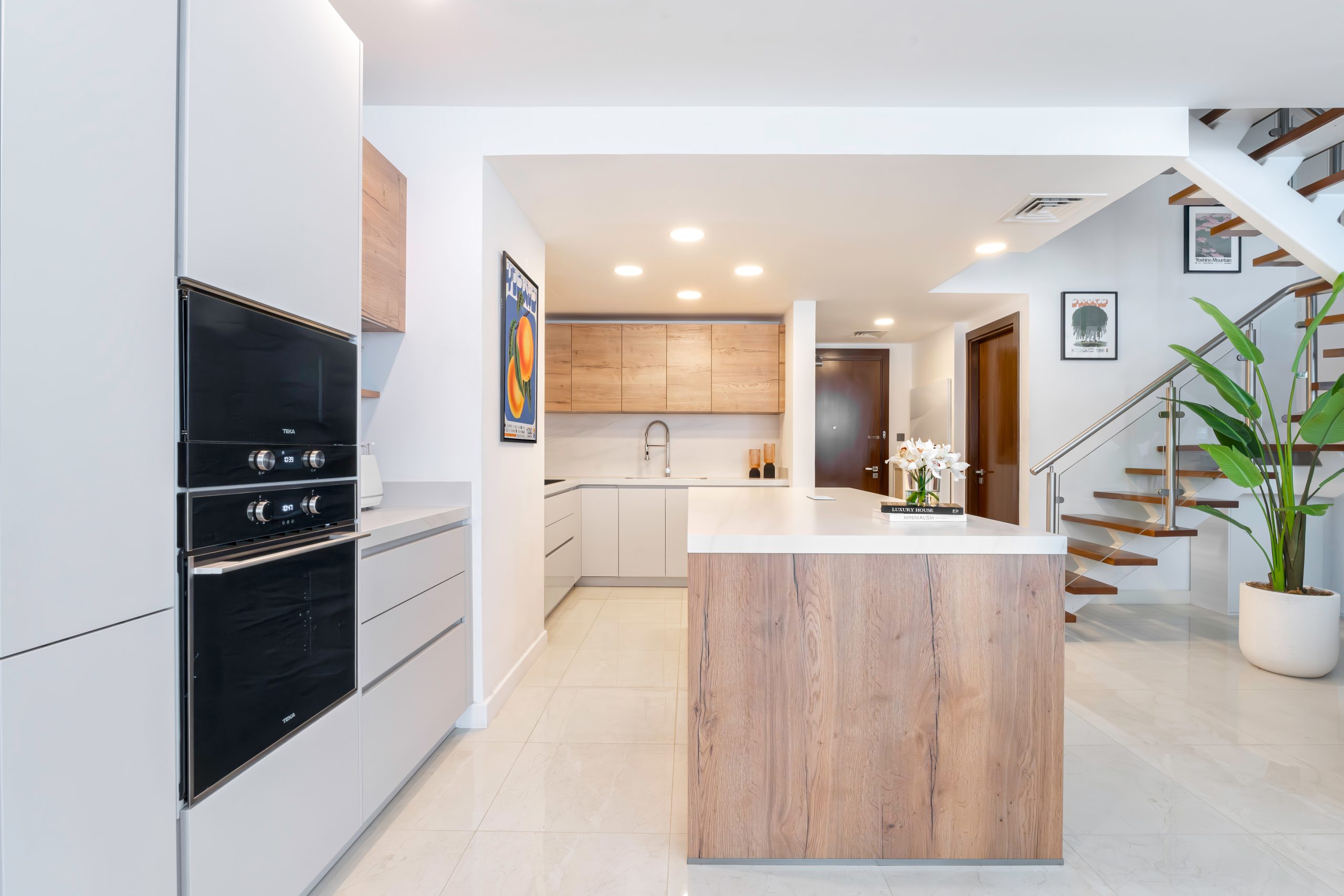 Modern Kaiser kitchen in Jumeirah Village Circle
