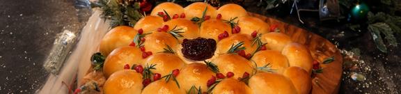 Pull Apart Christmas Wreath